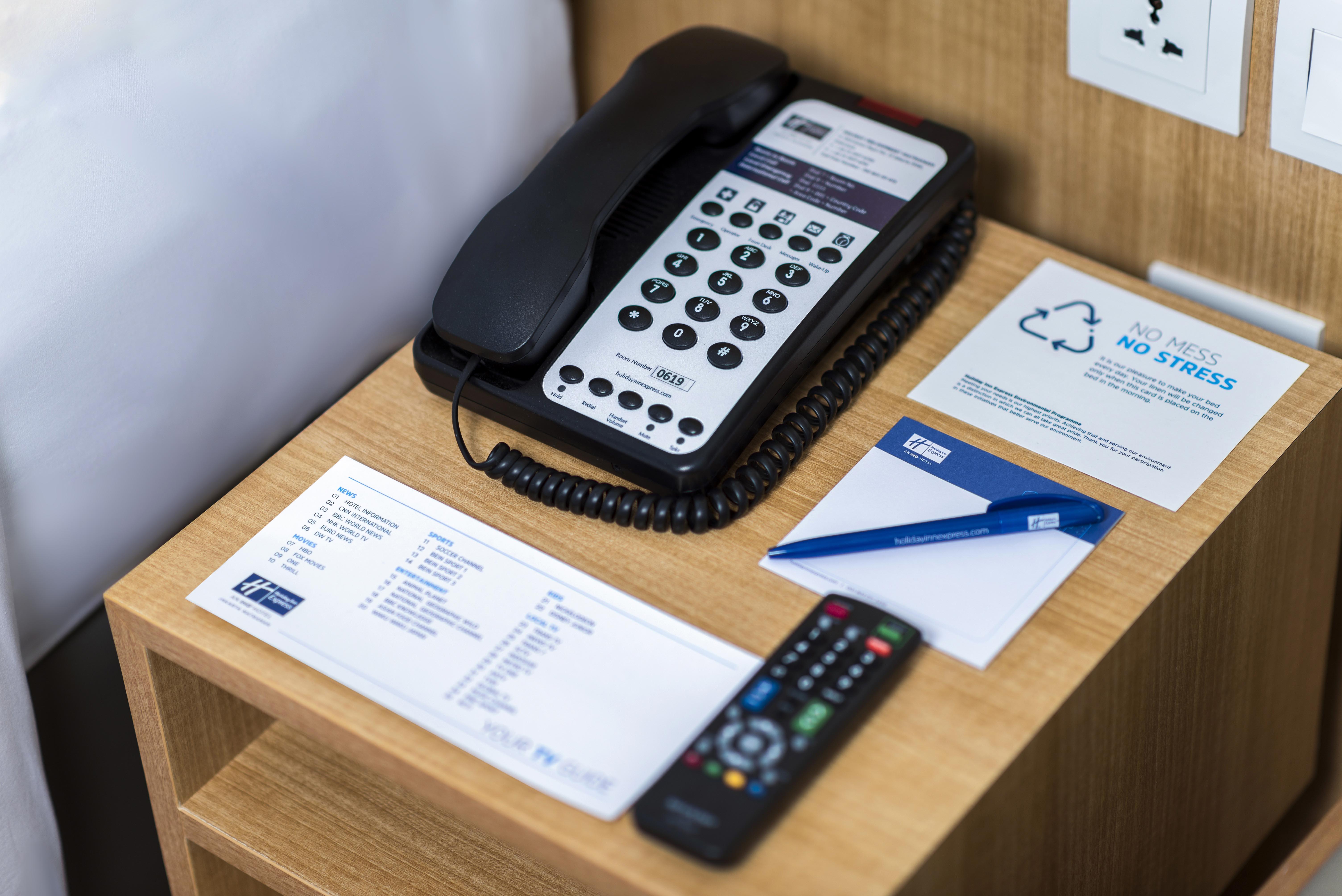 Holiday Inn Express Jakarta Matraman By Ihg Екстер'єр фото